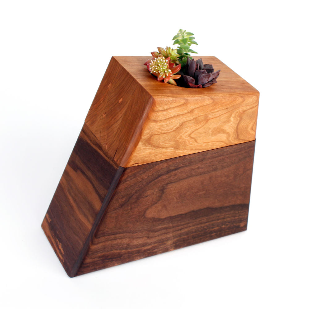 The Living Urn Planter™ - Heaven Bound